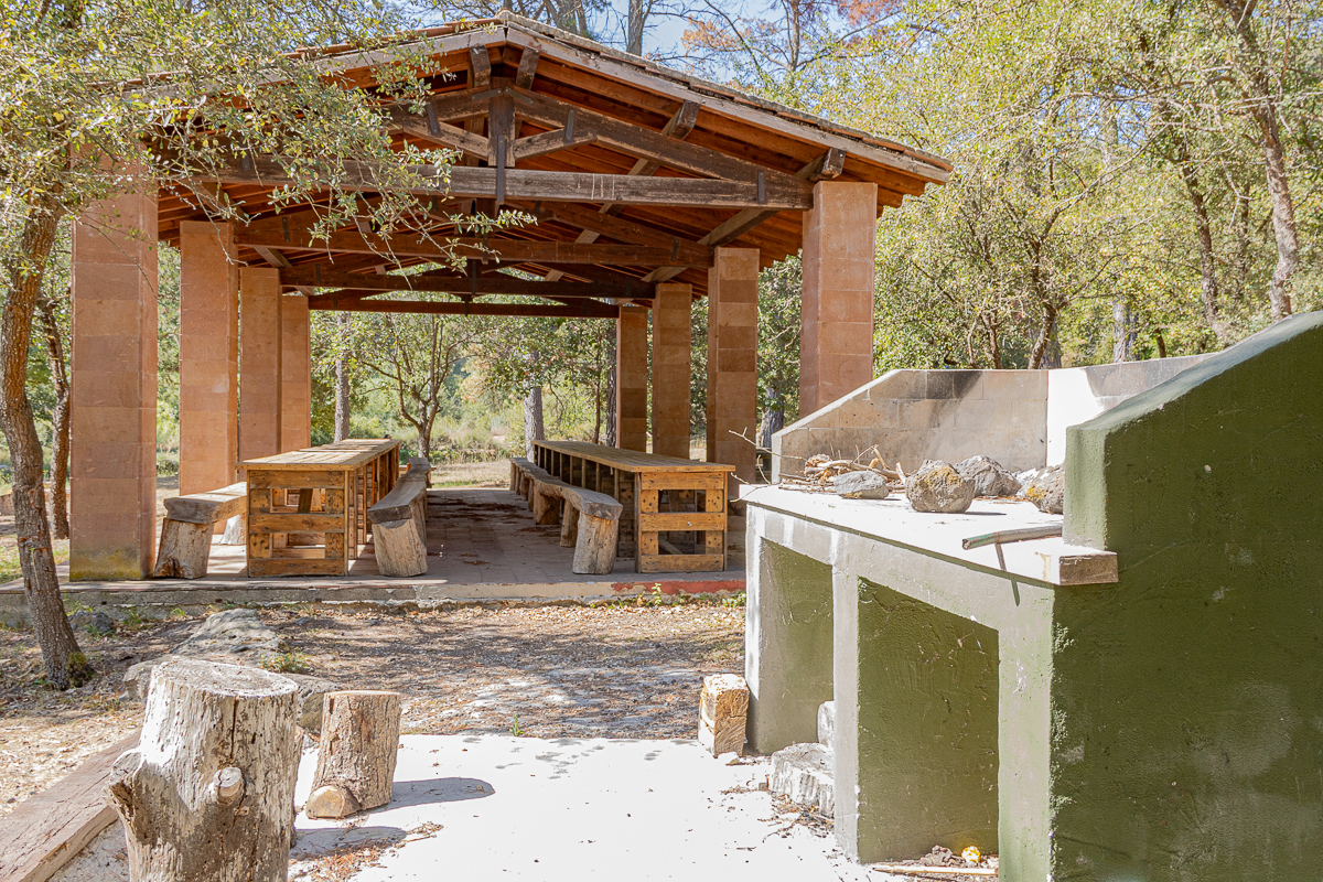 pic-nic-area-in-sardinia-banari-s-adde-manna-park